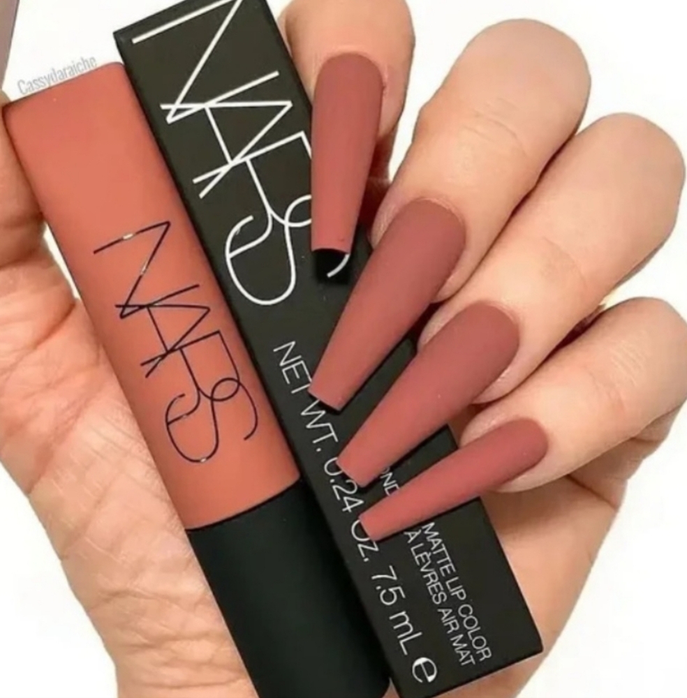 ❇️🧚‍♀️LOSE CONTROL NARS Air Matte Lip Color NWT